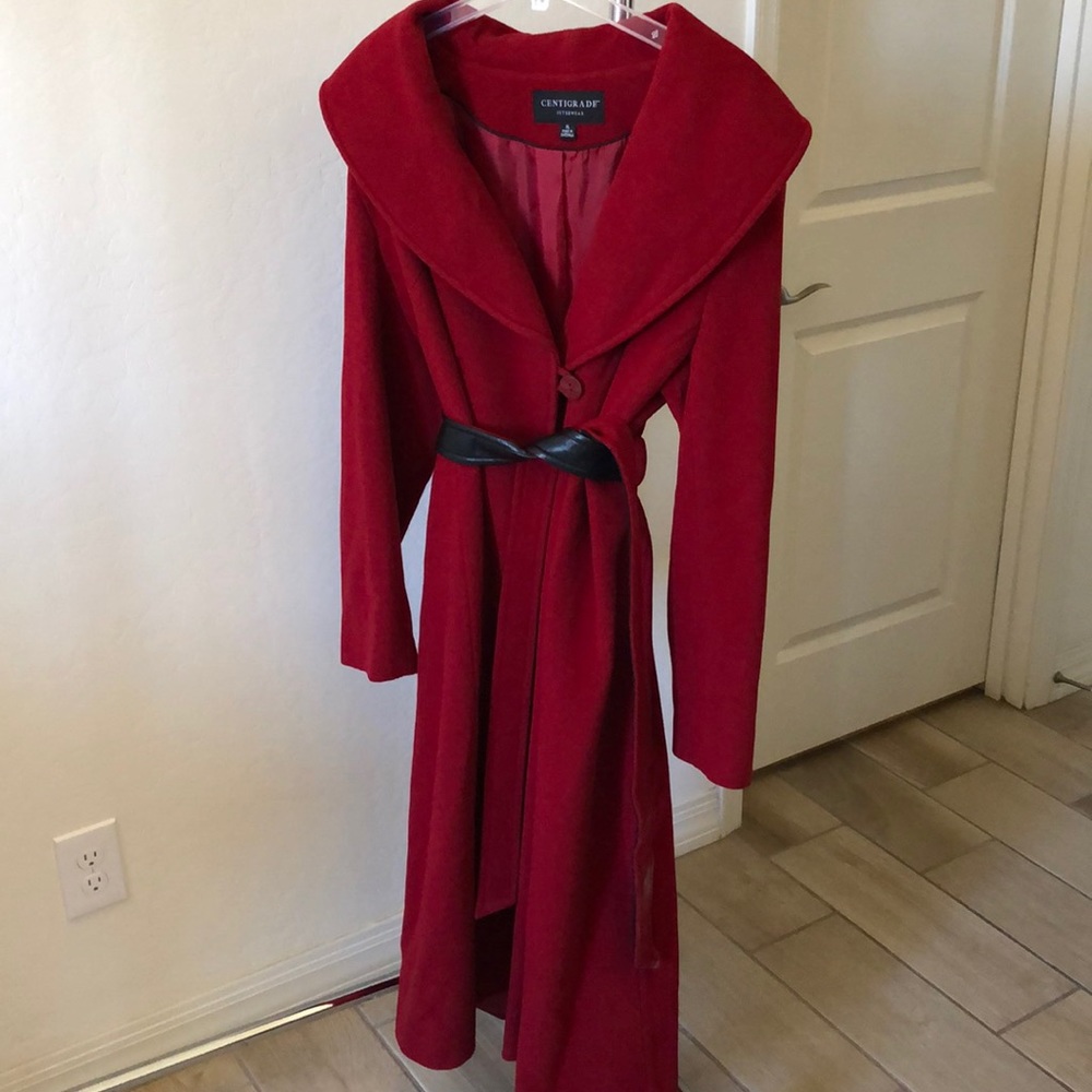 Shawl collar red coat